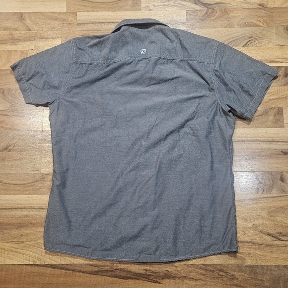 KÜHL Men’s XL Short Sleeve Button Down Shirt Gray Tapered Fit - Picture 8 of 9
